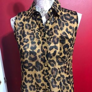 Strapless leopard blouse.